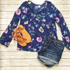 Old Navy Blue floral long sleeve top-M